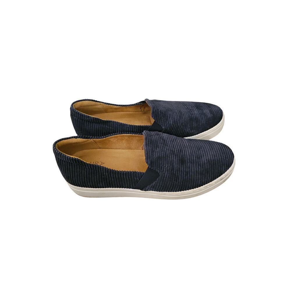 Naturalizer sz 9.5 Carly navy blue corduroy loafers flats slip on sneakers SH480
